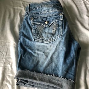 Miss me cute out shorts